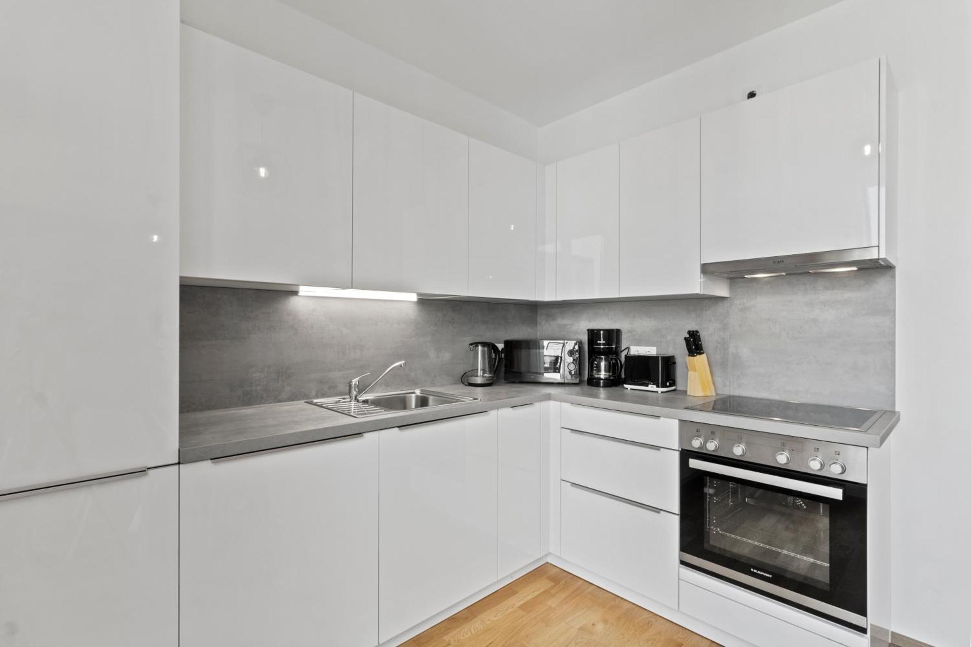 1 Min To Public Transport - 3 Min To Supermarket And Pharmacy - On-Site Parking For 19,90 Eur Vienna Exterior photo