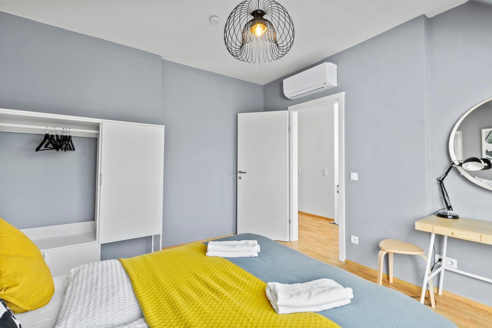 1 Min To Public Transport - 3 Min To Supermarket And Pharmacy - On-Site Parking For 19,90 Eur Vienna Exterior photo