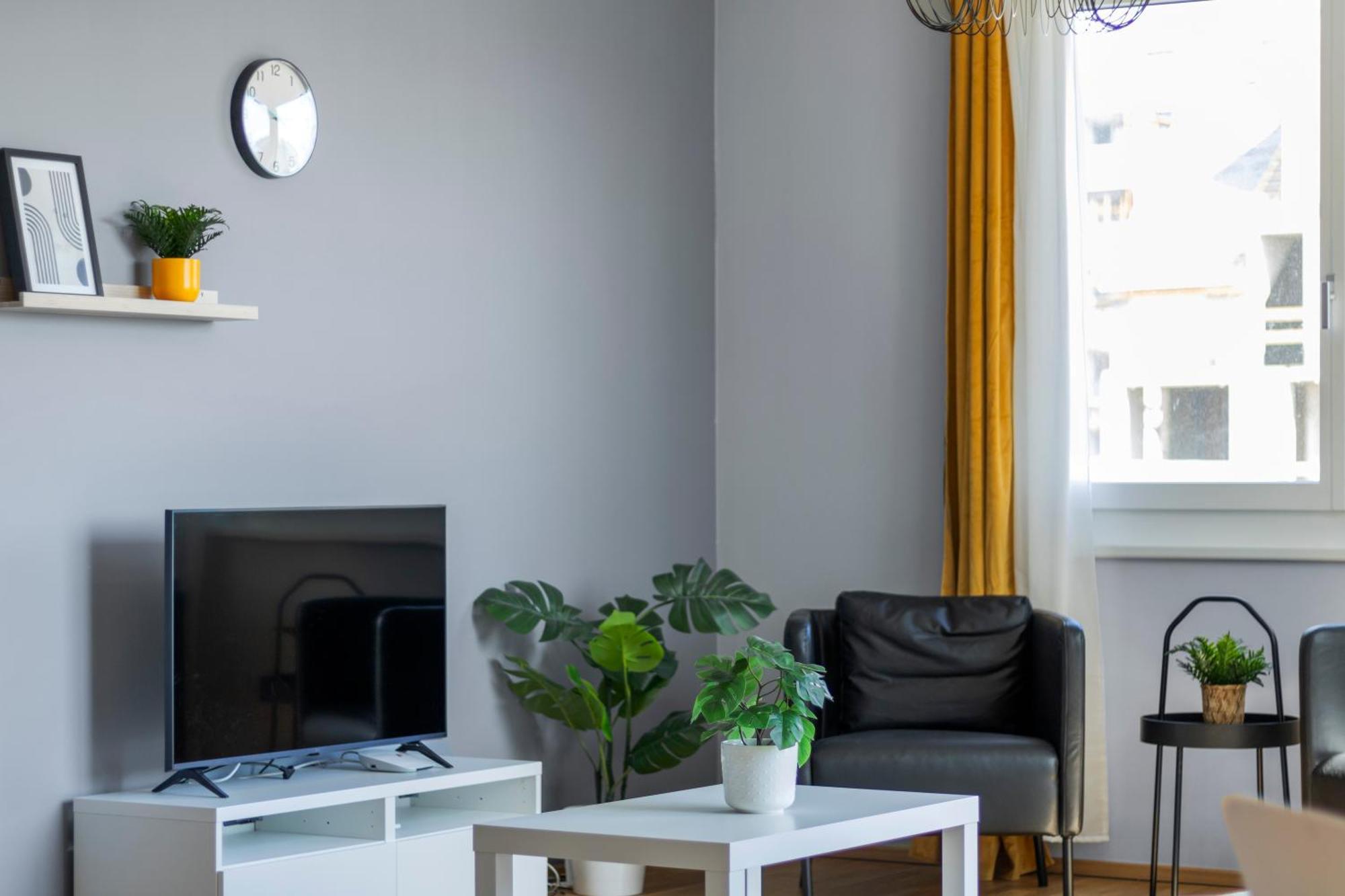 1 Min To Public Transport - 3 Min To Supermarket And Pharmacy - On-Site Parking For 19,90 Eur Vienna Exterior photo