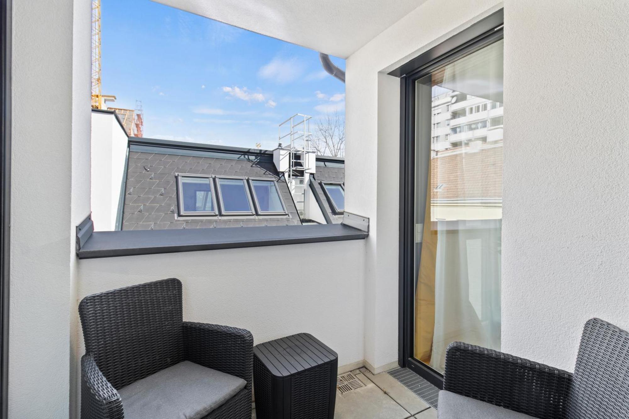 1 Min To Public Transport - 3 Min To Supermarket And Pharmacy - On-Site Parking For 19,90 Eur Vienna Exterior photo